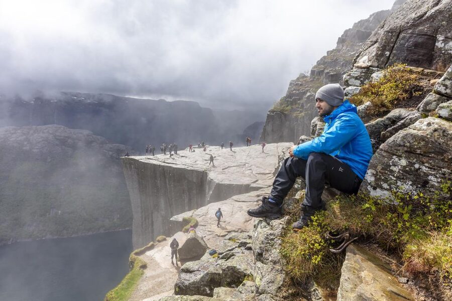 Stavanger: Preikestolen Classic Hike and Side Trail - Food, drinks, and the ride home