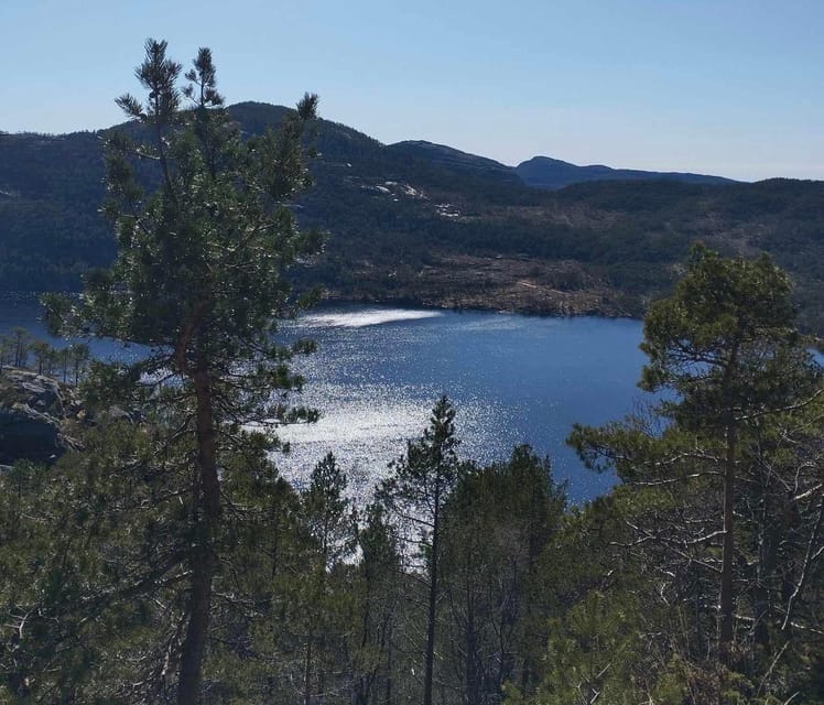 Stavanger: Preikestolen Tour with Guide and Pickup - Why Preikestolen feels bigger than a photo