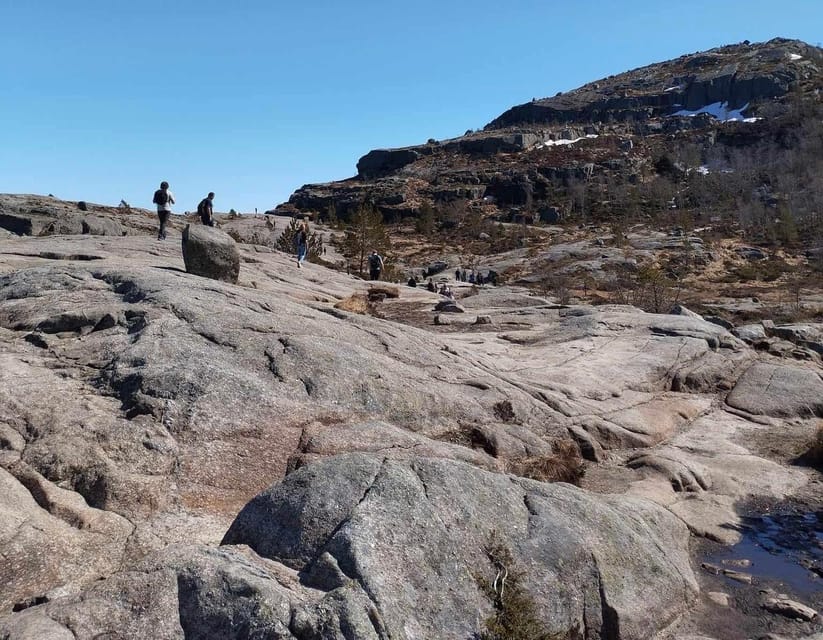 Stavanger: Preikestolen Tour with Guide and Pickup - Who will enjoy this outing most?