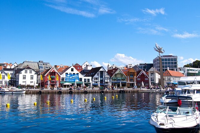 Stavanger Private Walking Tour with a Local - Starting at Sjøfartsmonumentet on Skagenkaien