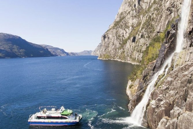 Stavanger: Waterfalls, Caves and Rock Tour By Sea - Vagabond’s Cave and the fjord’s first drama