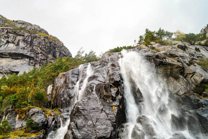 Stavanger: Waterfalls, Caves and Rock Tour By Sea - What the three-and-a-half-hour ride feels like