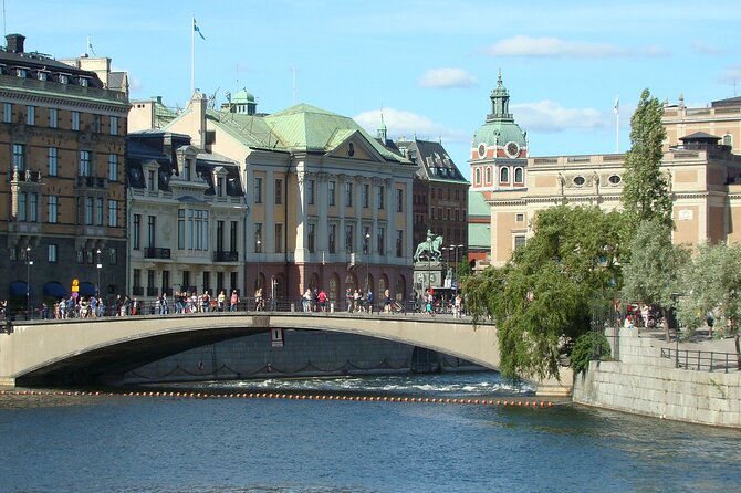 Stockholm- A Beauty On The Water: Old Town Walking Tour and Boat Trip Combined - Starting beside the Royal Swedish Opera