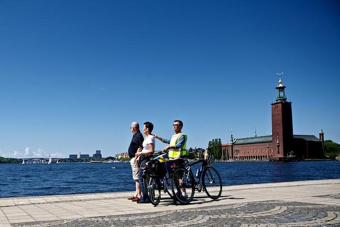 Stockholm at a Glance Bike Tour - Bridges, Shores, and the Green Side of Stockholm