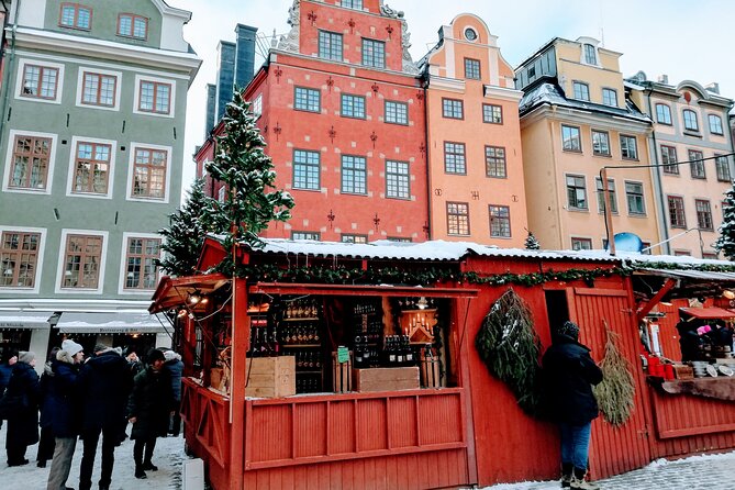 Stockholm Christmas Tour and Food Tasting Experience - Ending in Kungsträdgården with glögg and gingerbread