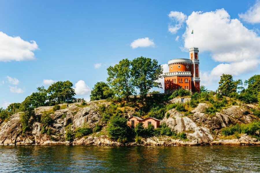 Stockholm: City Archipelago Sightseeing Cruise with Guide - The route: from city waterways to island scenery