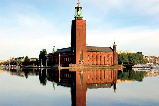 Stockholm City Tour + VAASA Museum VIP car (private service) - Why this short private tour works