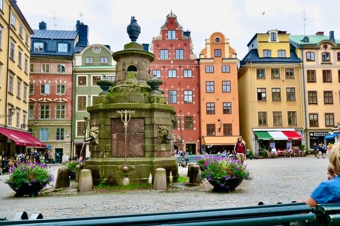 Stockholm City Tour + VAASA Museum VIP car (private service) - Stockholm by car: useful views between the stops