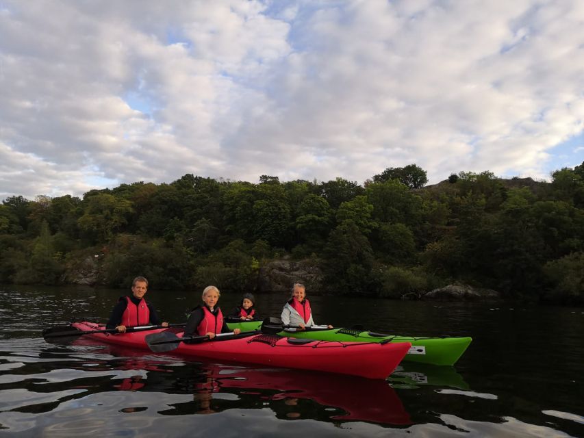 Stockholm Evening Kayak with BBQ. - How much city information will you get?