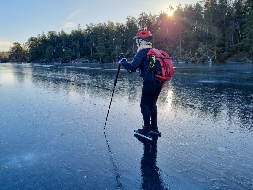 Stockholm: Family Friendly Private Ice Skating Tour & Lunch - Picnic lunch, fika, and hot chocolate outdoors