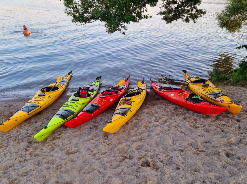 Stockholm: Guided Kayak Tour to Drottningholm Royal Palace - Kayaking from central Stockholm to Kärsön