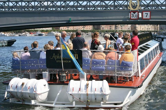 Stockholm Hop-On Hop-Off Sightseeing Cruise - Stop 3: the Vasa Museum