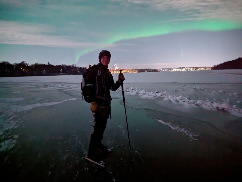 Stockholm: Ice Skating in the Moonlight with Hot Chocolate - Booking details worth keeping in mind