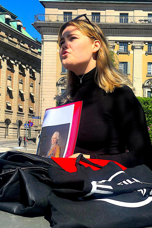Stockholm: Modern City Walking Tour with Local Guide - New Bridge Square and the Royal Swedish Academy of Music