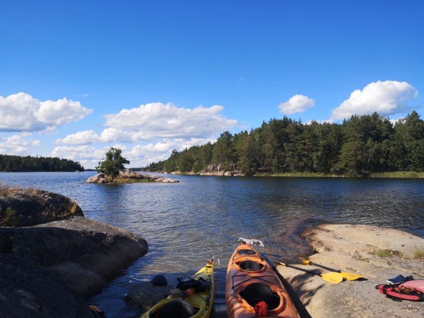 Stockholm: Morning Kayak Tour in the Archipelago with Lunch - An island lunch beside your own campfire