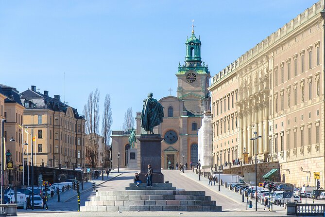 Stockholm must see: City Hall, Gamla Stan and Vasa Museum - Why this five-hour route works in Stockholm