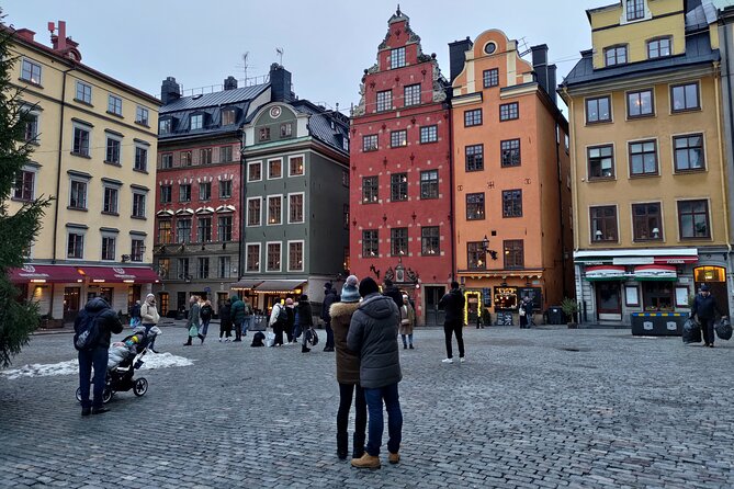 Stockholm Must See - Old Town, boat + Vasa Museum 3h small group - The waterfront and the ferry to Djurgården