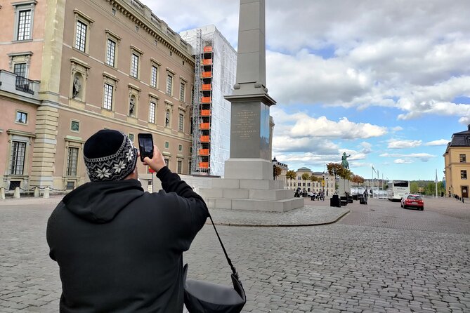 Stockholm Must See - Old Town, boat + Vasa Museum 3h small group - Royal Palace, Stortorget, and the Stockholm Bloodbath