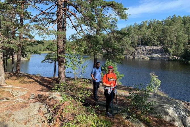 Stockholm: Nature Reserve Hiking Tour with Campfire Lunch - The second two hours bring more water and rock
