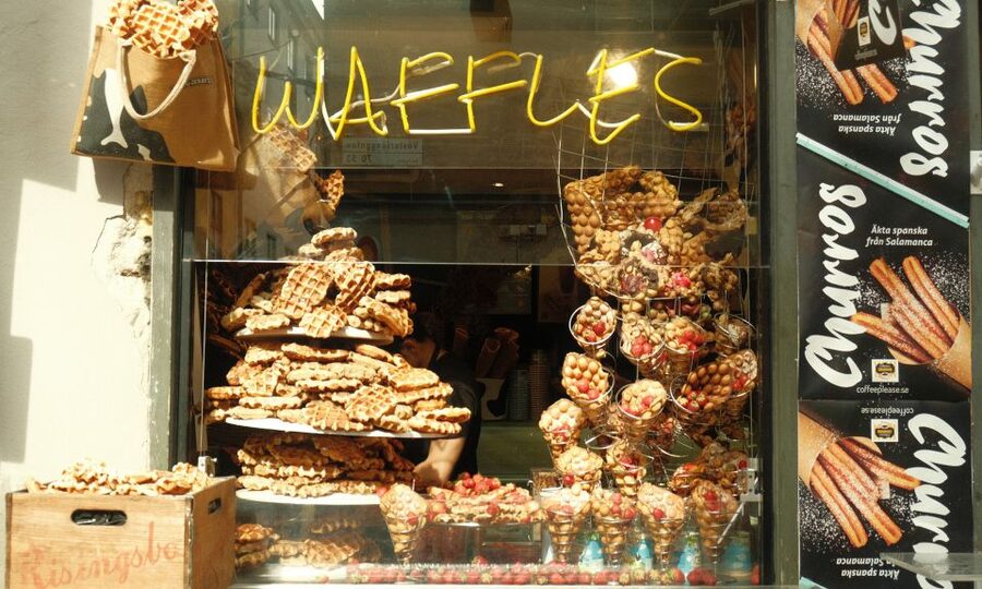 Stockholm: Old Town Self-Guided Tour Learn and solve Puzzles - A different way to meet Gamla Stan