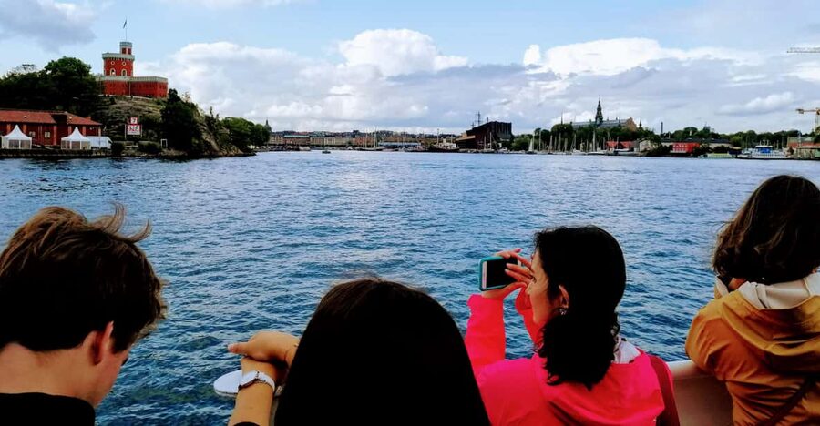 Stockholm: Old Town Walking Tour and the Vasa Museum - Why the Old Town and Vasa Museum work so well together