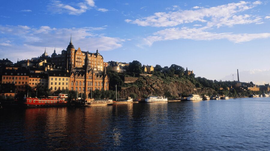 Stockholm: Old Town Walking Tour, stories and secrets - Österlånggatan, Järntorget, and the Old Town’s working side