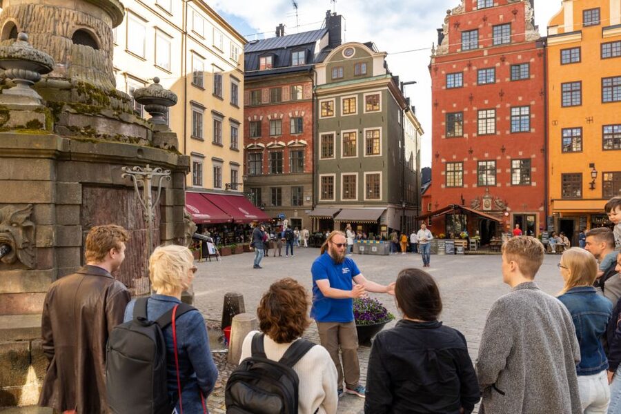 Stockholm: Old Town Walking Tour w/ Vasa Museum & Boat Ride - Timing, fitness, and the late start