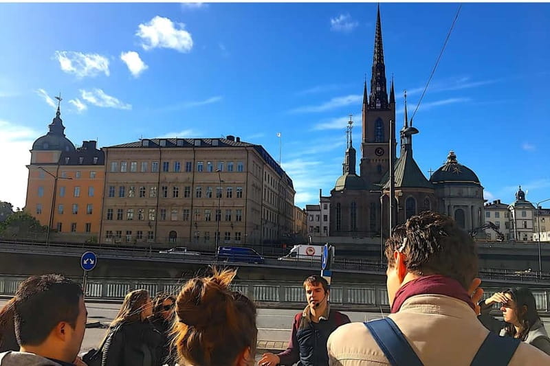 Stockholm: Old Town Walking Tour with Local Guide - Runestone, the House of Nobility, and Riddarholmen