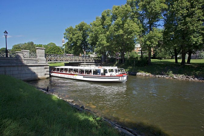 Stockholm Royal Djurgården Boat Tour - What this short Stockholm cruise actually gives you