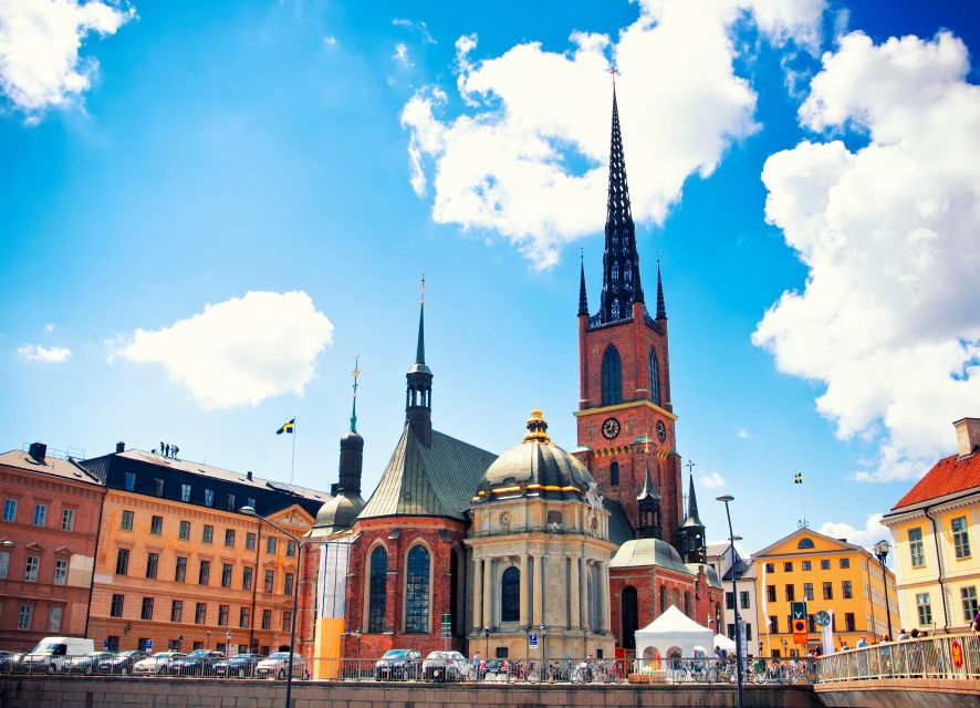 Stockholm Royal Palace Museums Gamla Stan Skip-the-line Tour - Who should book this palace tour?