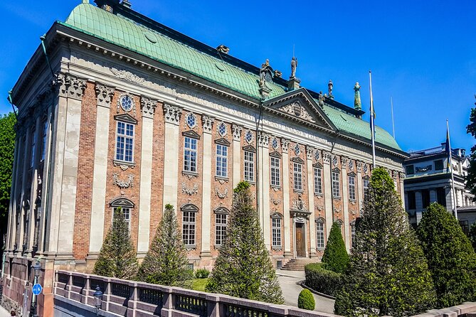 Stockholm Royal Palace Museums Gamla Stan Skip-the-line Tour - Choosing the four-hour Gamla Stan route
