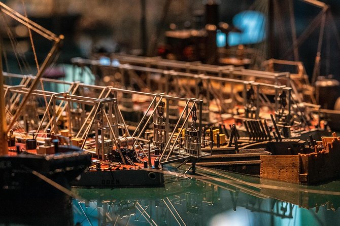 Stockholm's Old Town & Vasa Museum Private Walking Tour - Storkyrkan and St. George’s dramatic battle