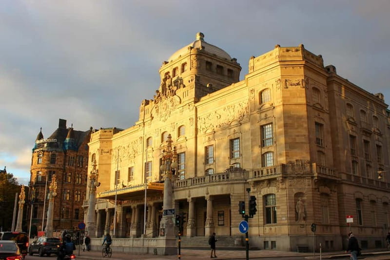 Stockholm: Scandinavian Architecture & Design Ostermalm Tour - Östermalm’s design shops and Swedish style
