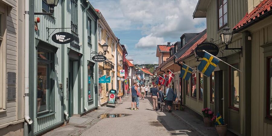Stockholm: Sigtuna Guided Boat Tour with Optional Museum - A boat ride that makes Sigtuna feel like a day trip