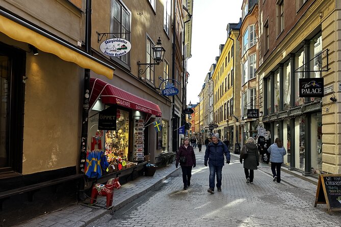 Stockholm Small Group Food Tour with 7 Classic Food Tastings - Starting at Kornhamnstorg with fried herring