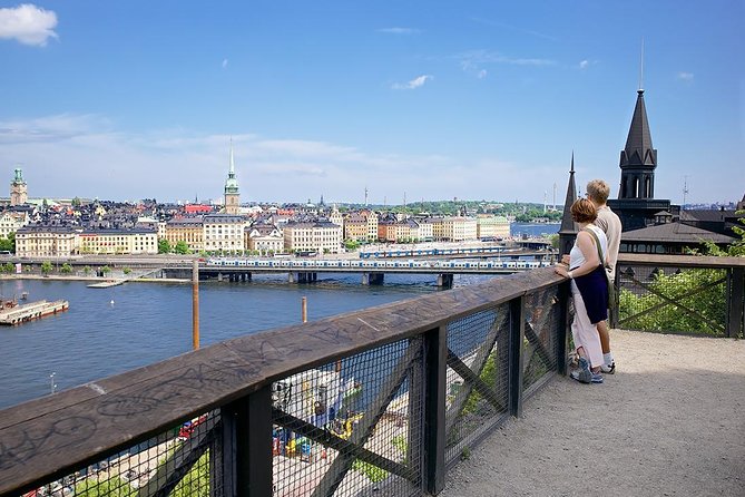 Stockholm: Södermalm E-Bike Tour - Starting with the bike and safety briefing