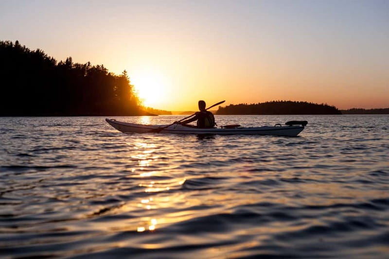 Stockholm: Sunset Archipelago Kayaking & Toast on the Water - Fika, lemonade, and a pause on the water
