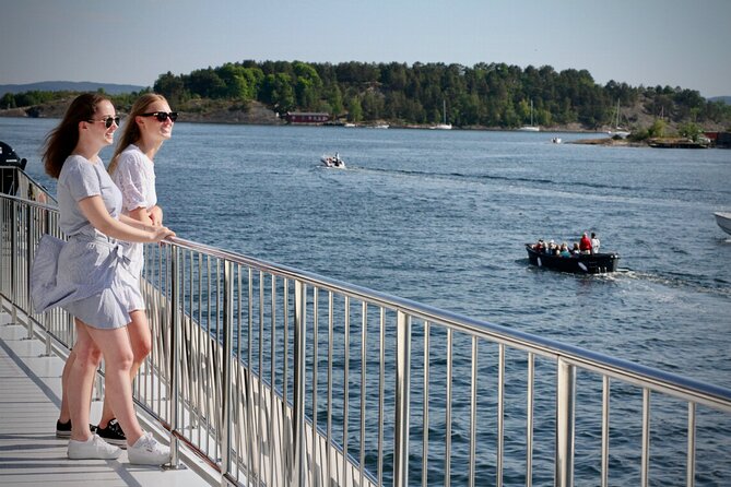 Sustainable Cruise in Oslofjord with audioguiding - Using the audio guide without frustration