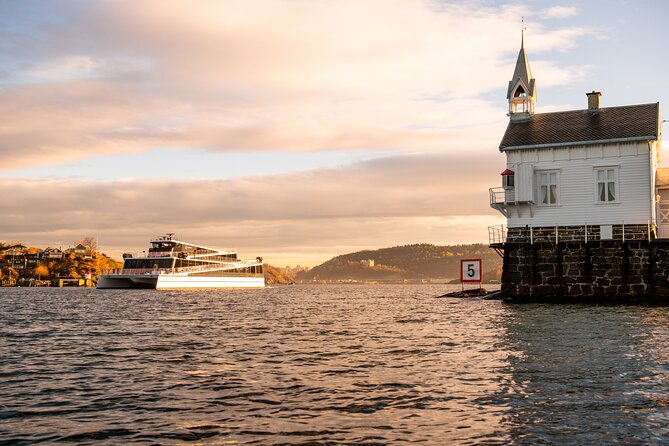 Sustainable Cruise in Oslofjord with audioguiding - Bygdøy and the islands beyond the harbor