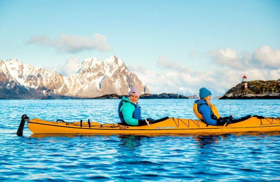 Svolvaer: 2-Hour Winter Kayaking Adventure - What the cold and weather mean for your plans