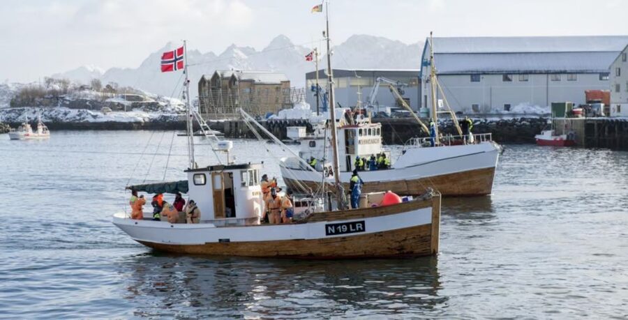 Svolvær: Fishing Trip on the Lofoten Sea - A safety briefing before the first cast