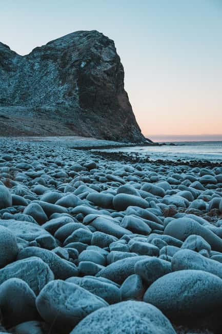 Svolvær: Lofoten Scenic Sightseeing Tour: Half day tour - Unstad, surf country, and a beach picnic