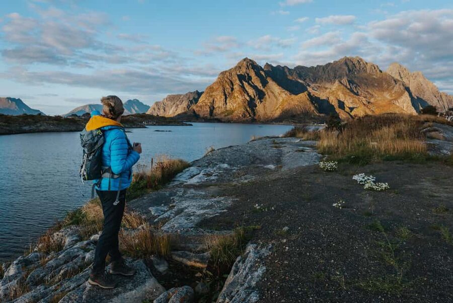 Svolvær: Lofoten Scenic Sightseeing Tour: Half day tour - Weather, timing, and what to pack