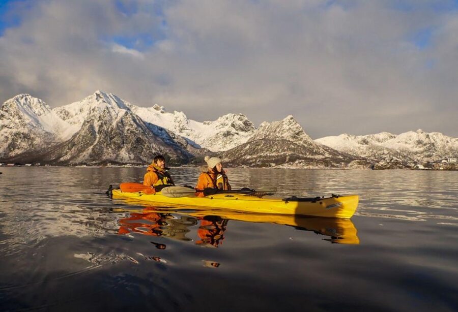 Svolvaer: Sea Kayaking Experience - Who should book this Svolvær outing?