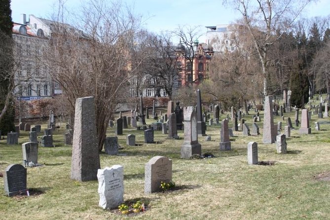 Taste of Oslo Walking Tour - Damstredet, where the walk gets atmospheric