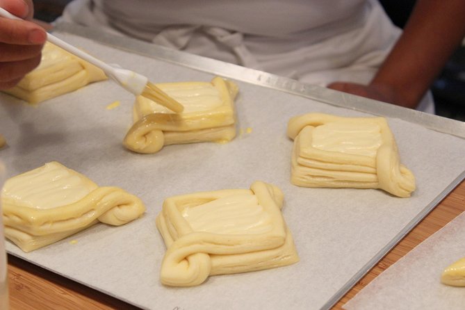 The Art of Baking Danish Pastry - A teacher who keeps the class moving