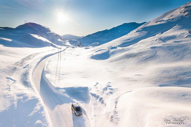 The Scenic Roadtrip, Oslo to Bergen via Flam & the Fjords - Crossing the mountain pass