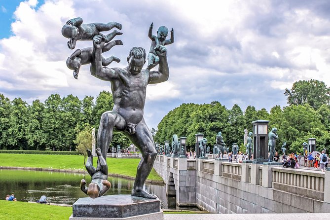 The Ultimate Study of the Human Form at Vigeland's Sculpture Park with a Local - What a local guide adds