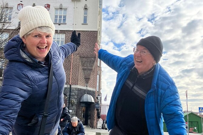 Tip-Based Walking Tour of Bergen - Bergenhus Fortress beside the harbor