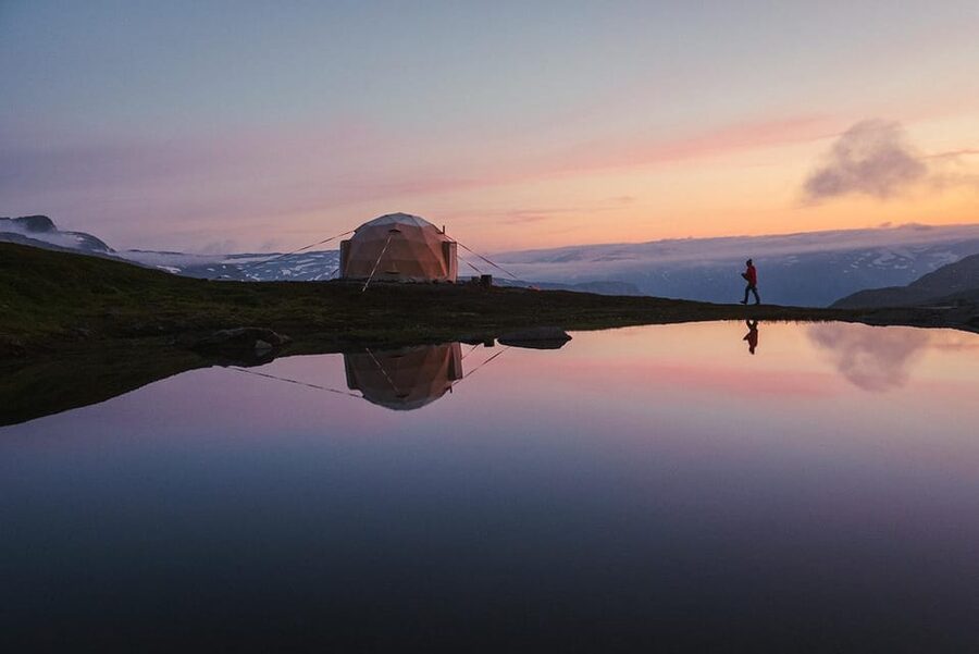 Trolltunga: Trolltunga Sunset Glamping - Meeting at P2 and taking the shuttle to P3